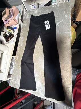 Thread & Others Sculpted Mid Waist Bootcut Pants in Black Size 7/28